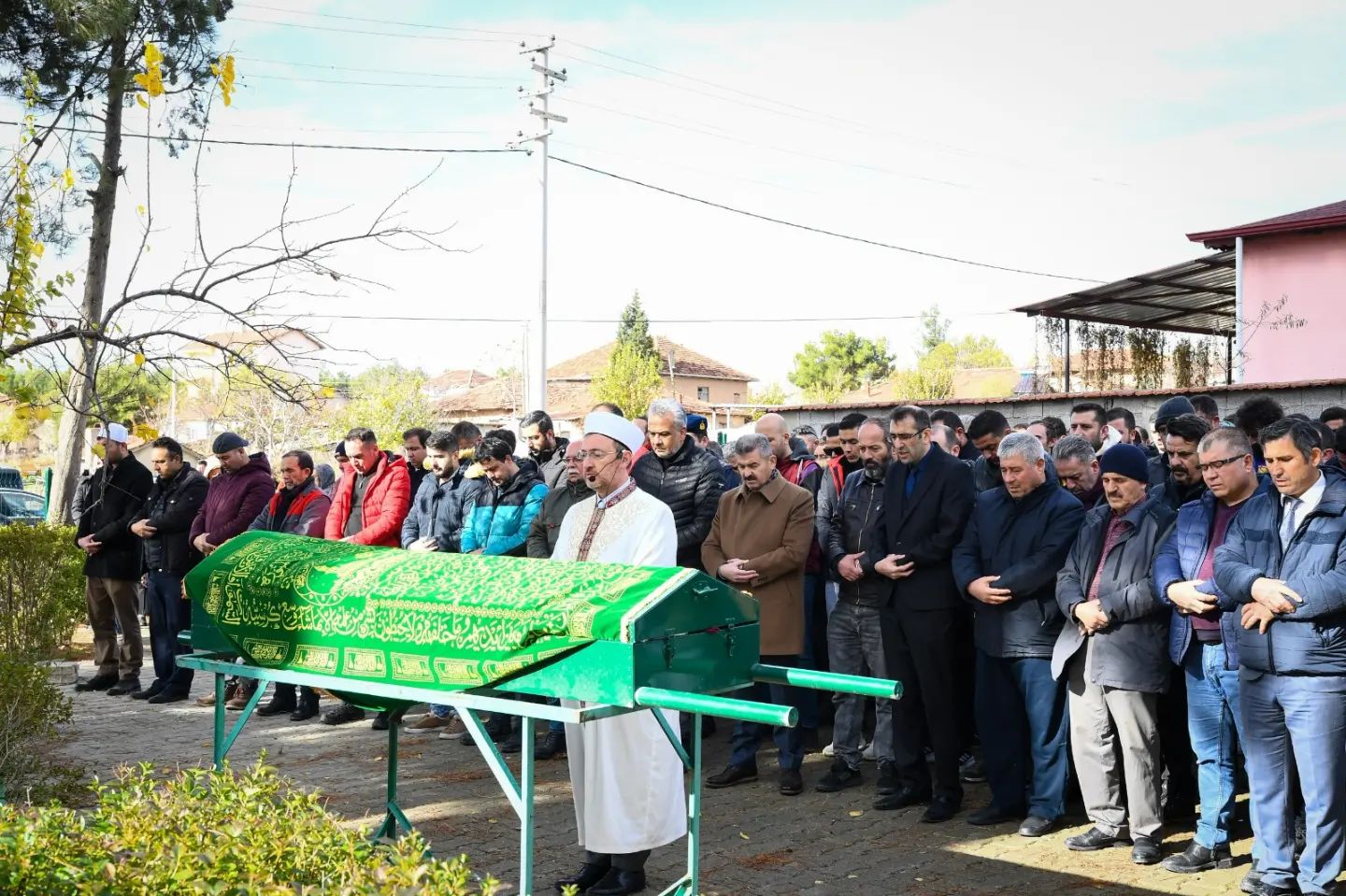 Vali Ergün, İlhan Şentürk’ün Cenaze Namazına Katıldı