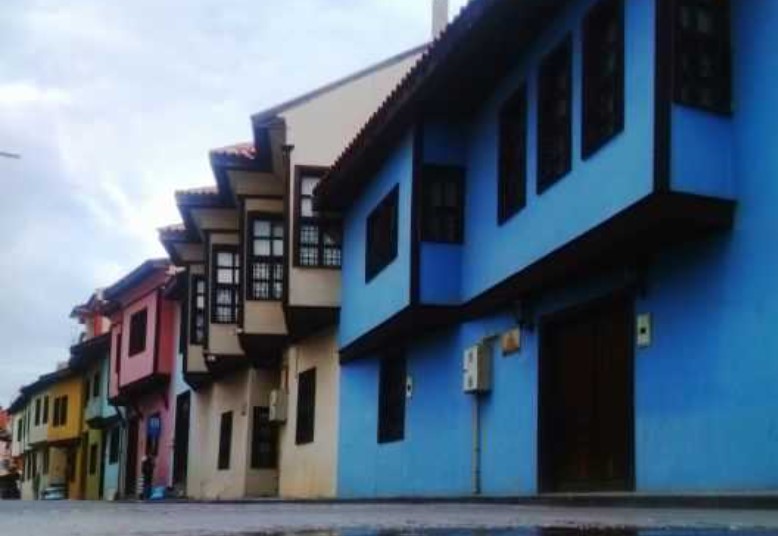 Osmanlı’dan miras kalan Uşak evleri, kültürel zenginliği yansıtıyor