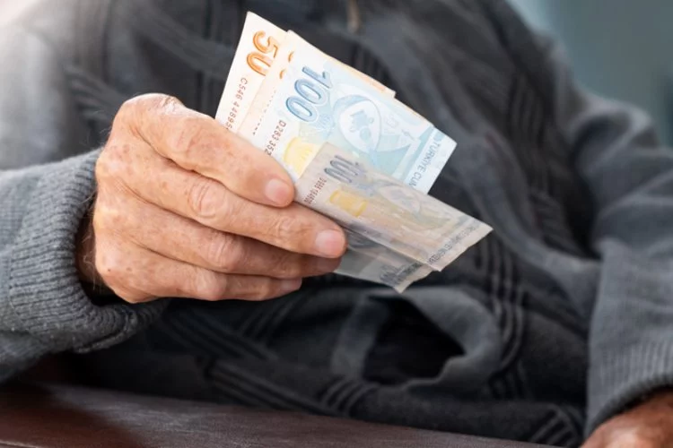 Enflasyon açıklandı: Uşaklı emeklinin garantilediği zam netleşti